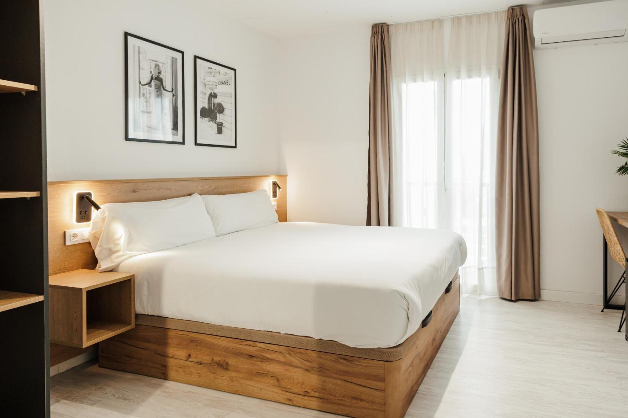 Astuto 21 Suites - Adults Only เฮเรซ เด ลาฟรอนเตรา ภายนอก รูปภาพ